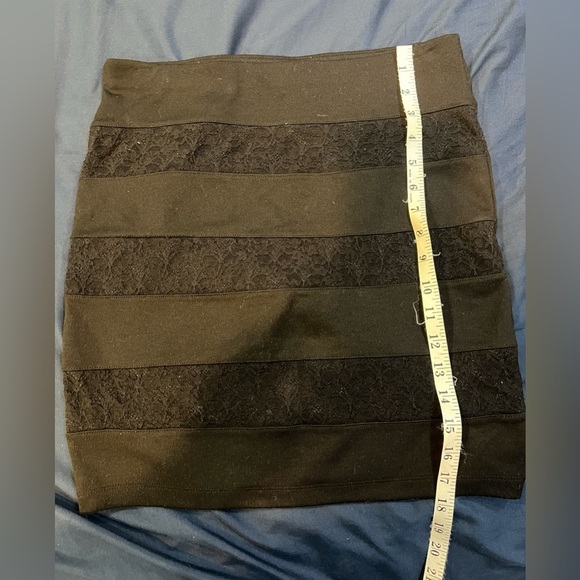 Forever 21 pencil skirt size L - Picture 2 of 4